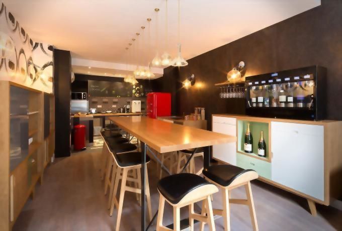 Hotel Crayon Rouge